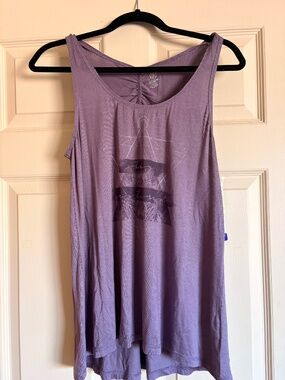 Purple Gaiam Women's Medium tank top
